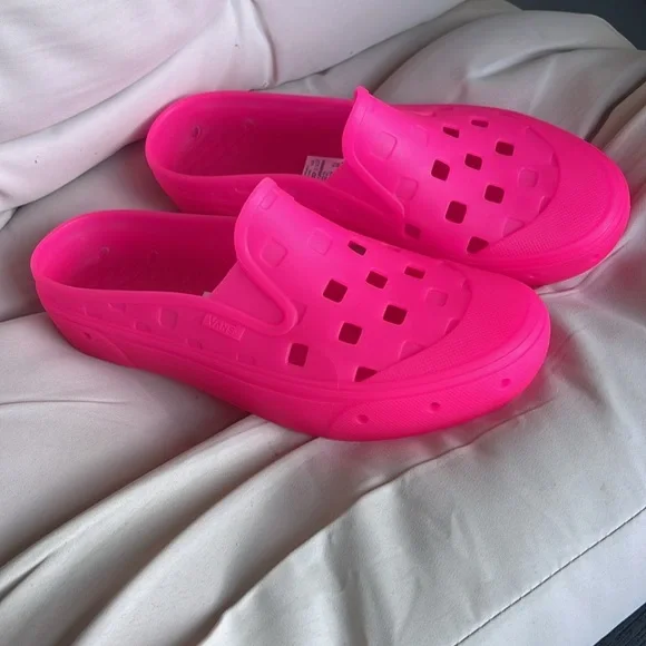 Vans Pink Slip-On Mules - Picture 2 of 4